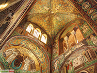 Die berühmten Mosaiken in San Vitale